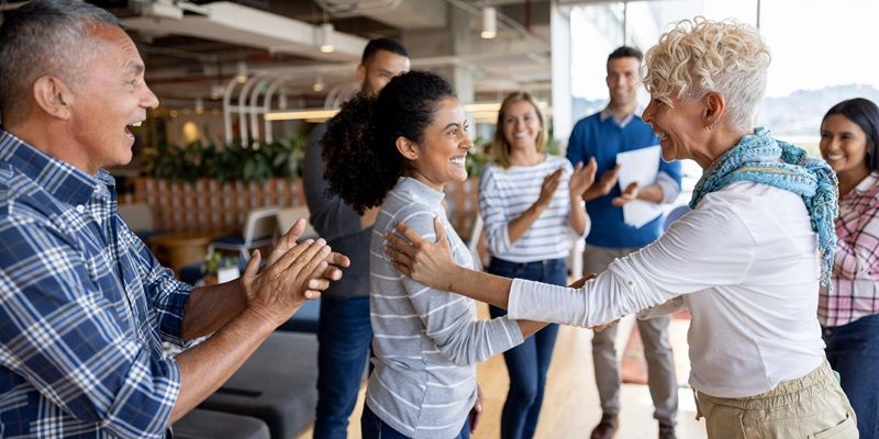 Día Internacional del Trabajo: 7 maneras útiles de impulsar el crecimiento de los empleados