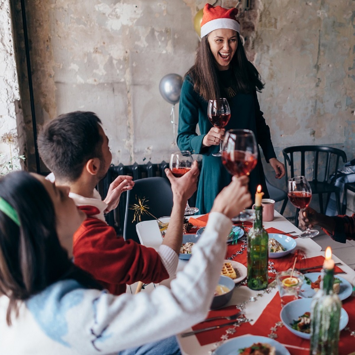 ¿Cómo organizar una cena de Navidad perfecta en la empresa?
