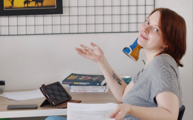 ¿Qué disponibilidad debe tener un trabajador fuera del horario laboral?