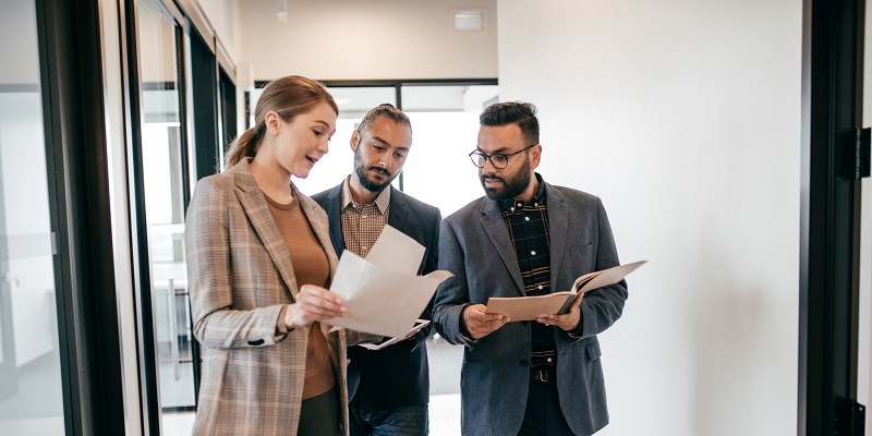¿Cómo lo hacen las empresas con dificultades para contratar?